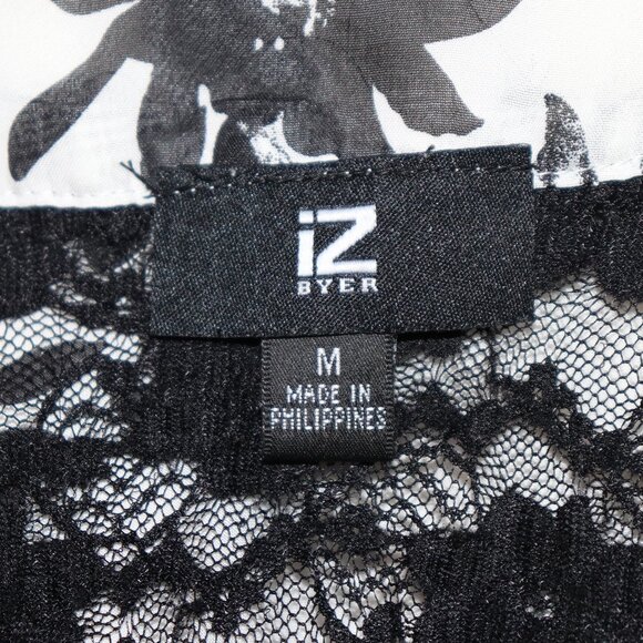 🖤🤍✨ Iz Byer Blouse · Elegant Contrast · Size M - Picture 2 of 5